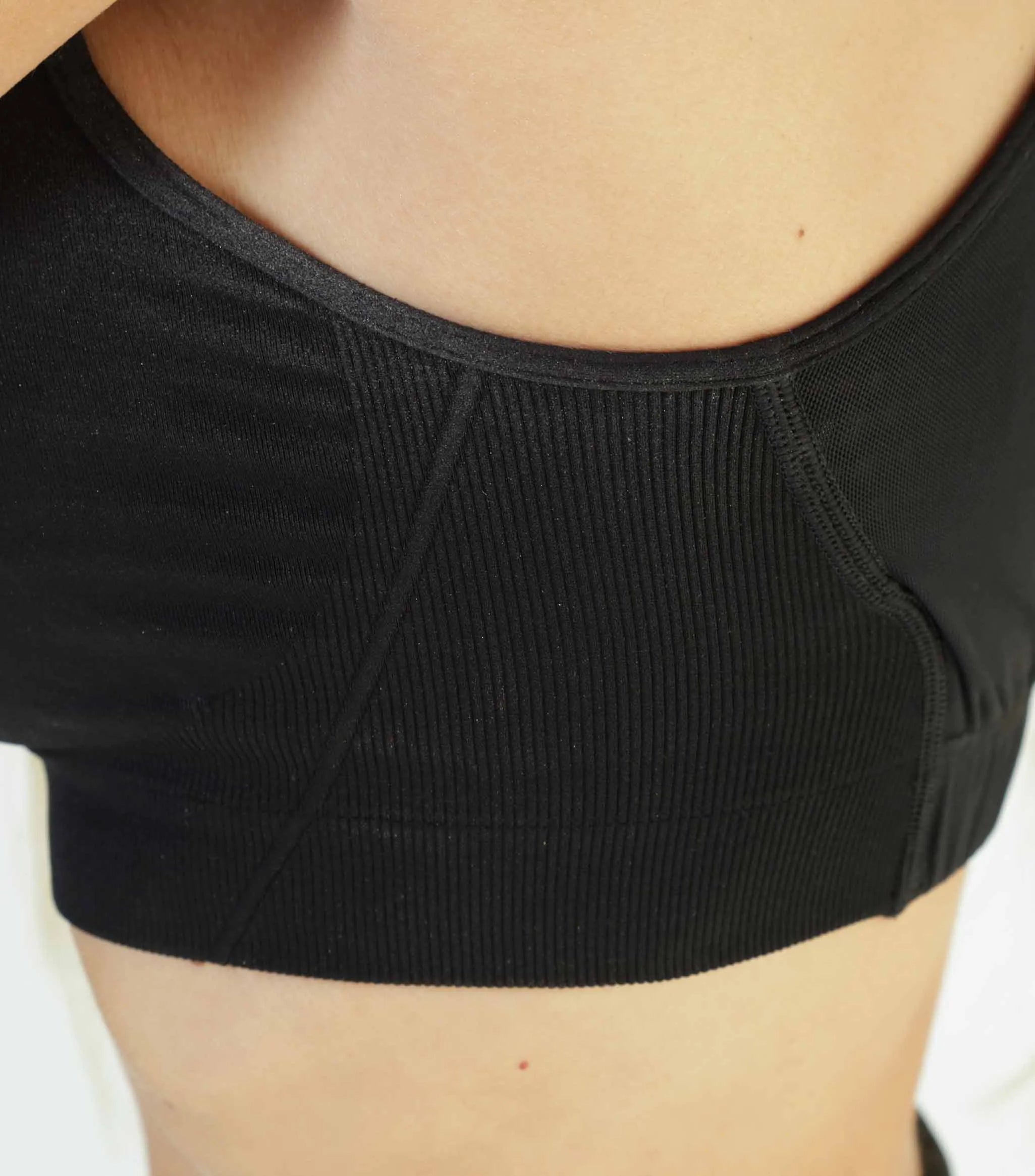 AurenTop™ - Corretor Postural Para Mulheres Com Zipper